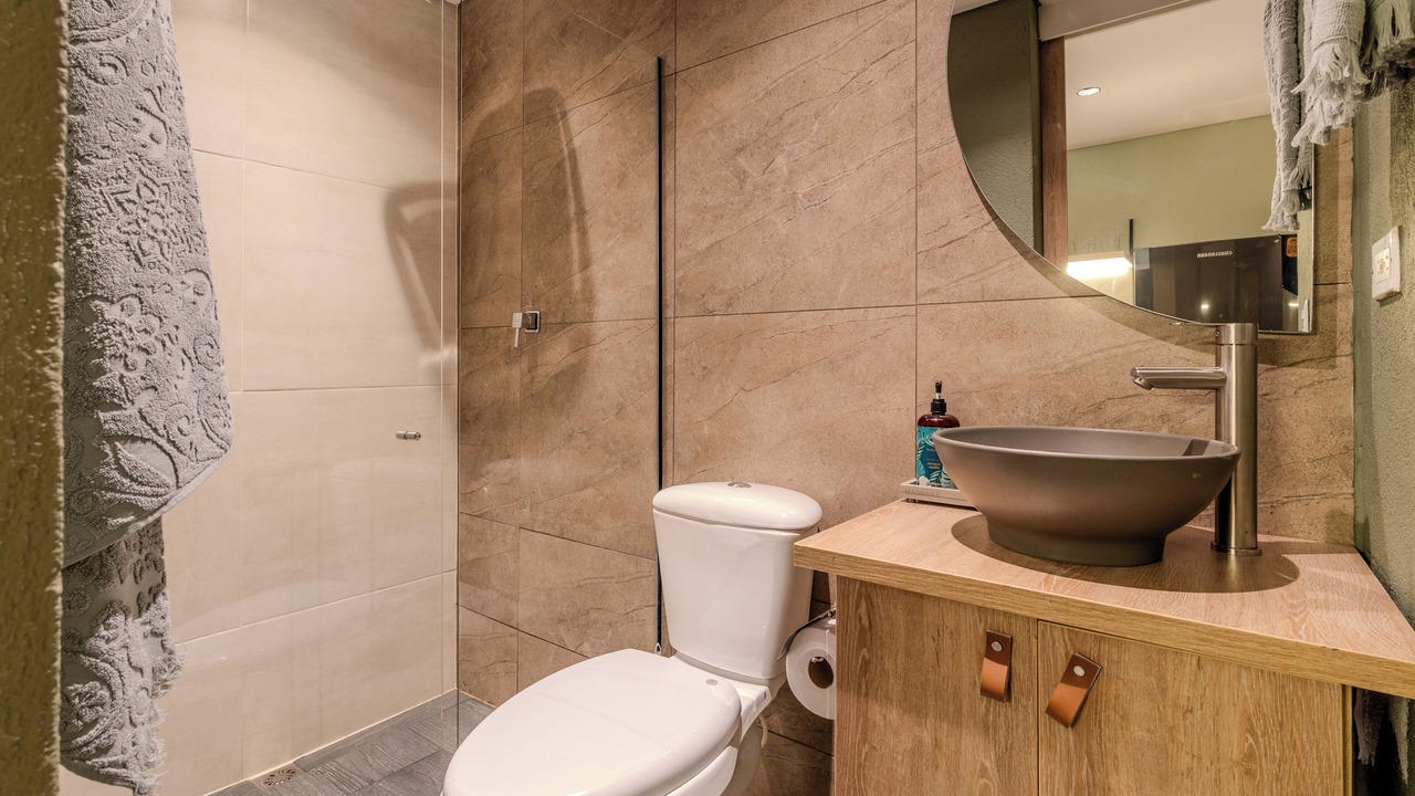 Photo of Bathroom in Suramericana