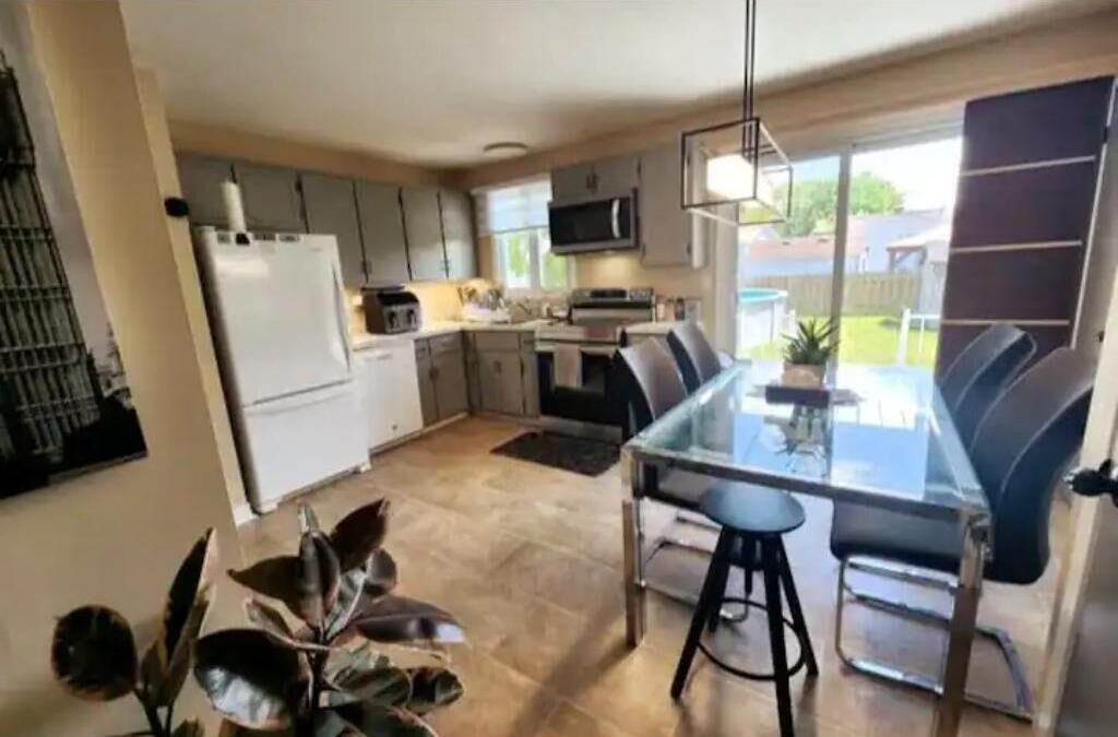 Photo of Kitchen in Longueuil