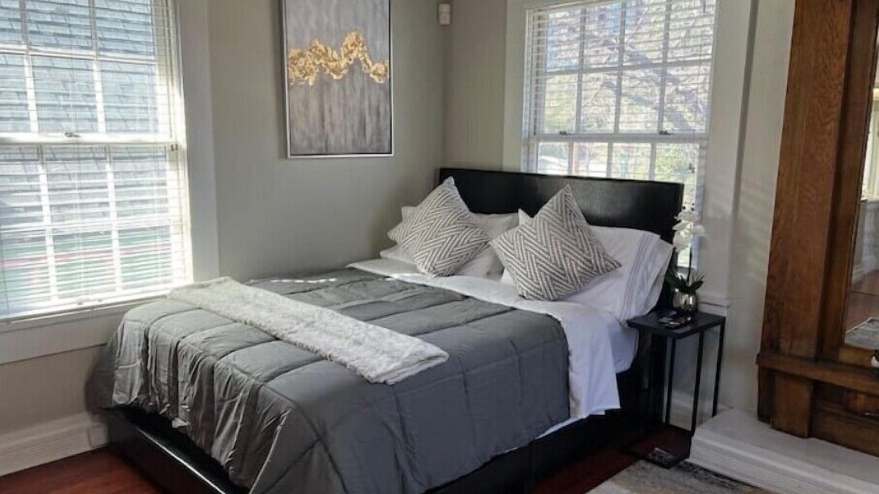 Photo of Bedroom in Uptown