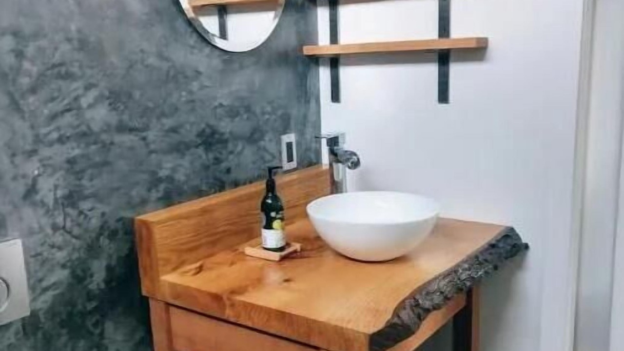 Photo of Bathroom in Columbia City