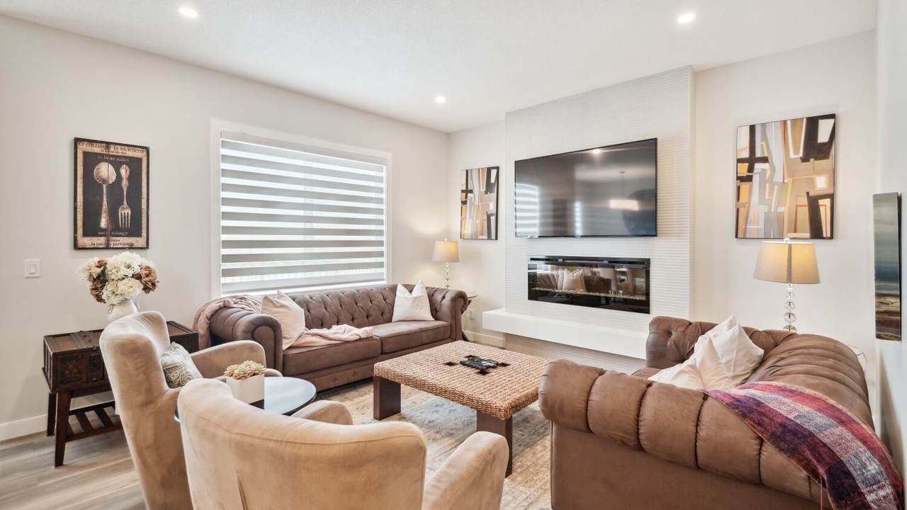 Photo of Livingroom in Northwest Calgary