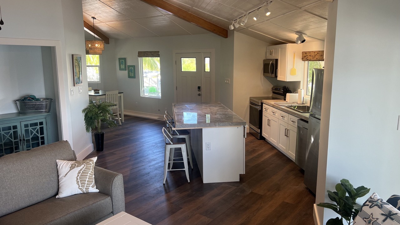 Photo of Bedroom in Treasure Cay