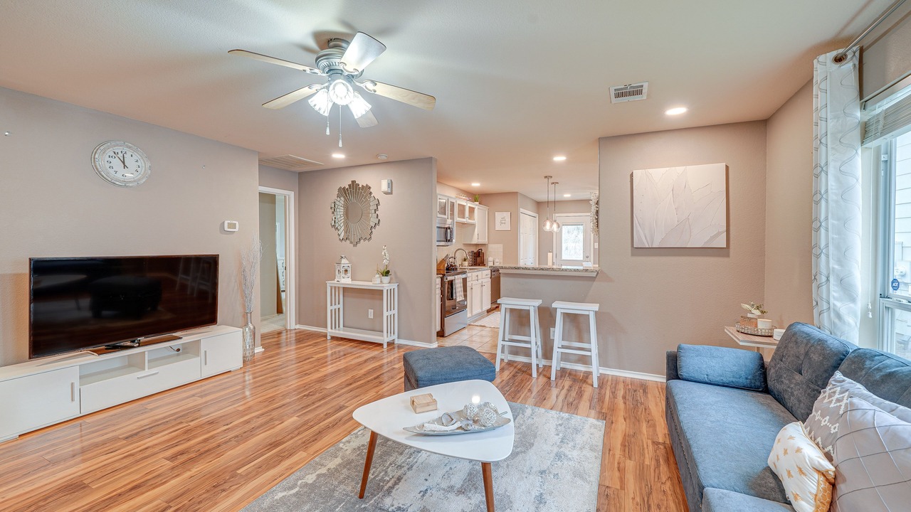 Photo of Livingroom in West San Antonio