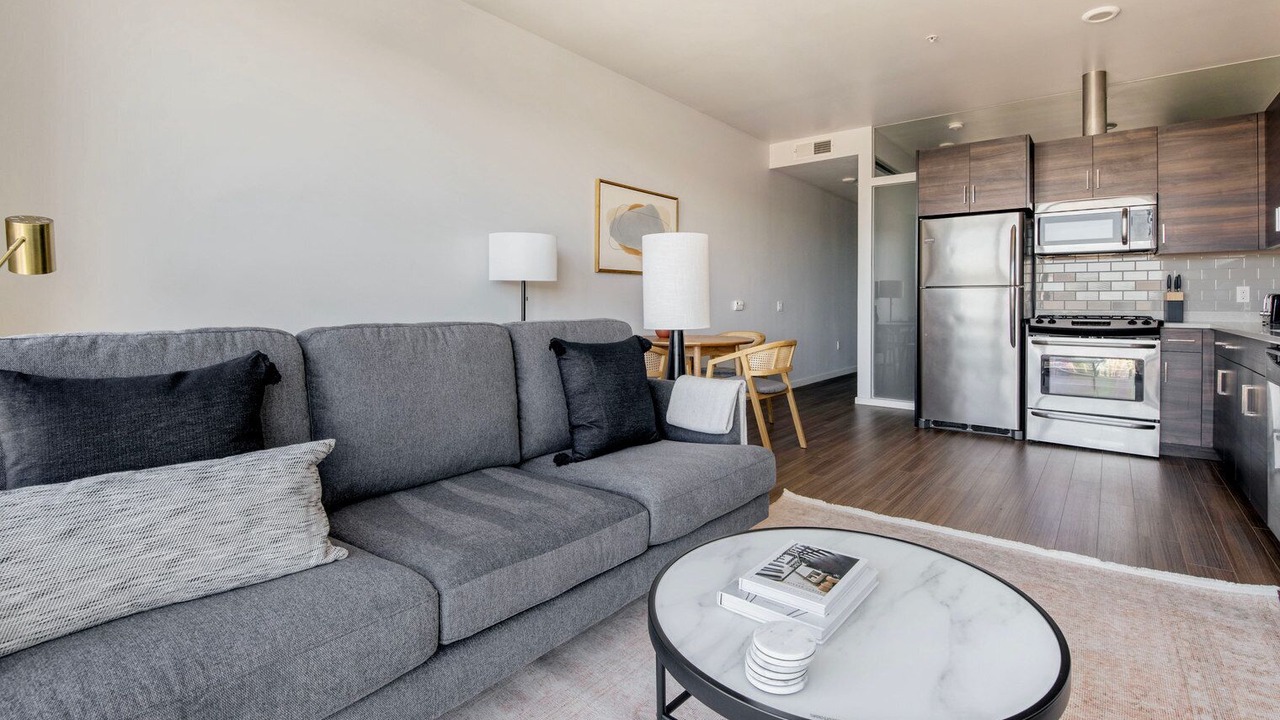 Photo of Livingroom in Civic Center