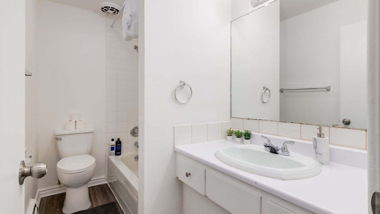 Photo of Bathroom in Connaught