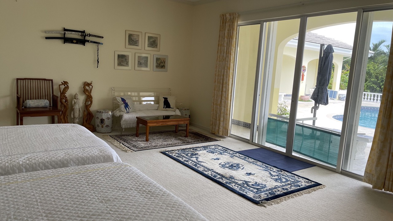 Photo of Bedroom in Bahamia West