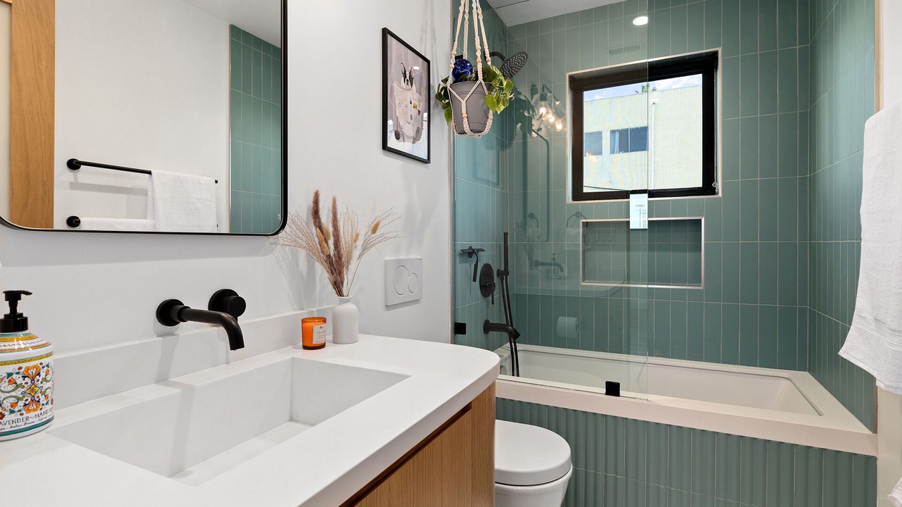Photo of Bathroom in Historic Filipinotown