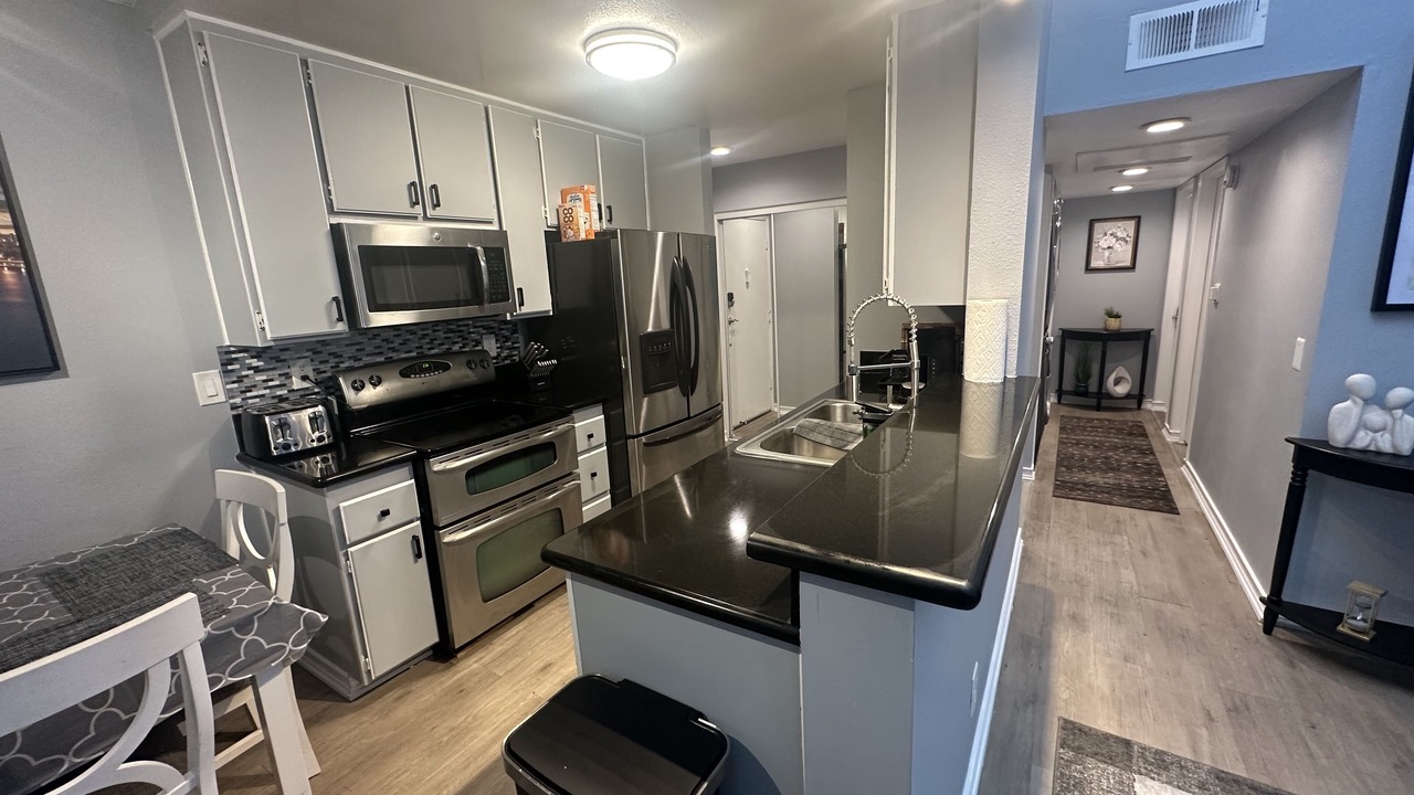 Photo of Kitchen in South Wrigley