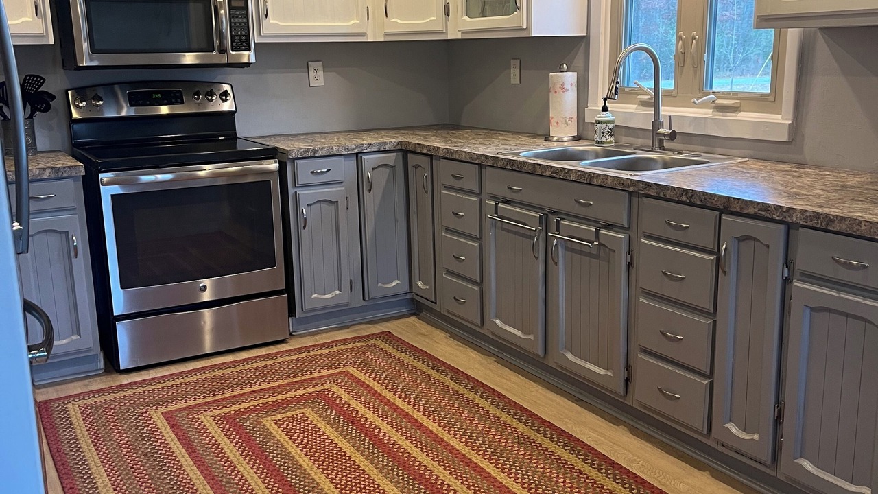 Photo of Kitchen in Dickson Township