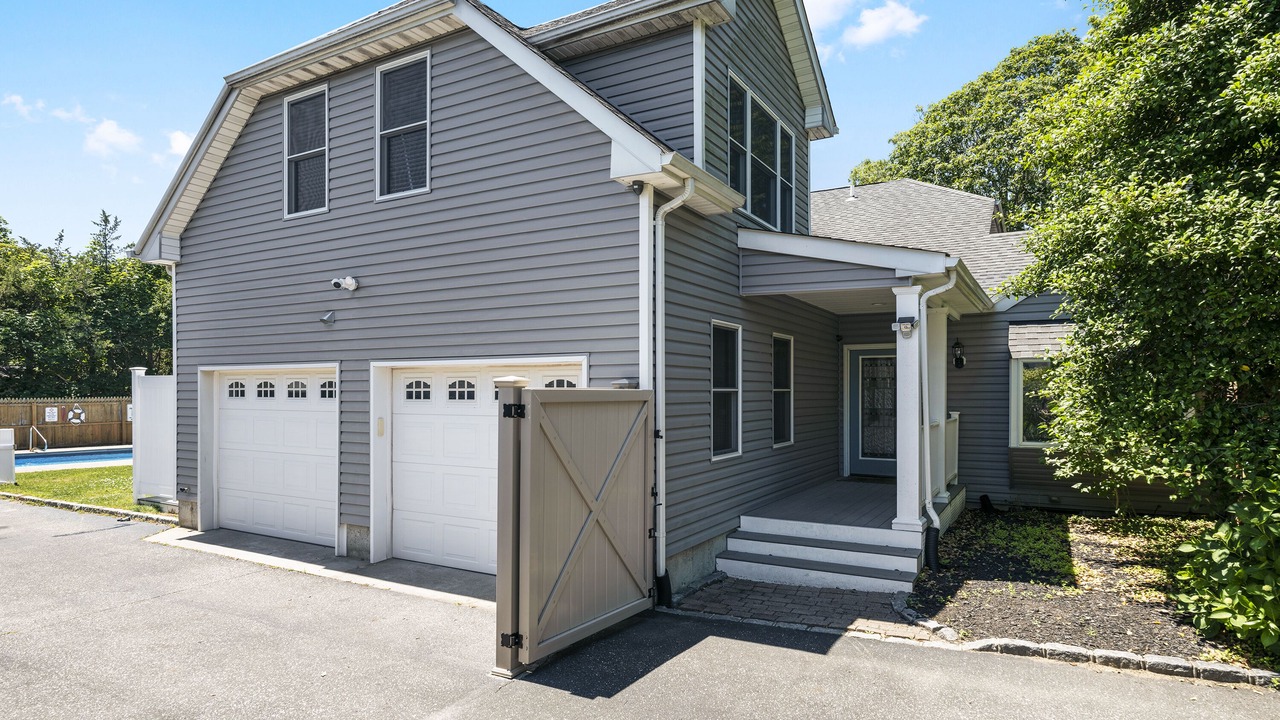 Photo of Outdoor in Hampton Bays