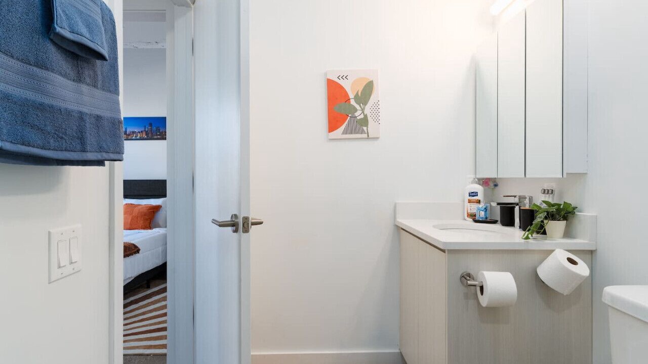 Photo of Bathroom in Uptown