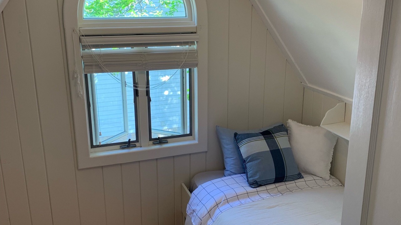 Photo of Bedroom in Town of Southold Town