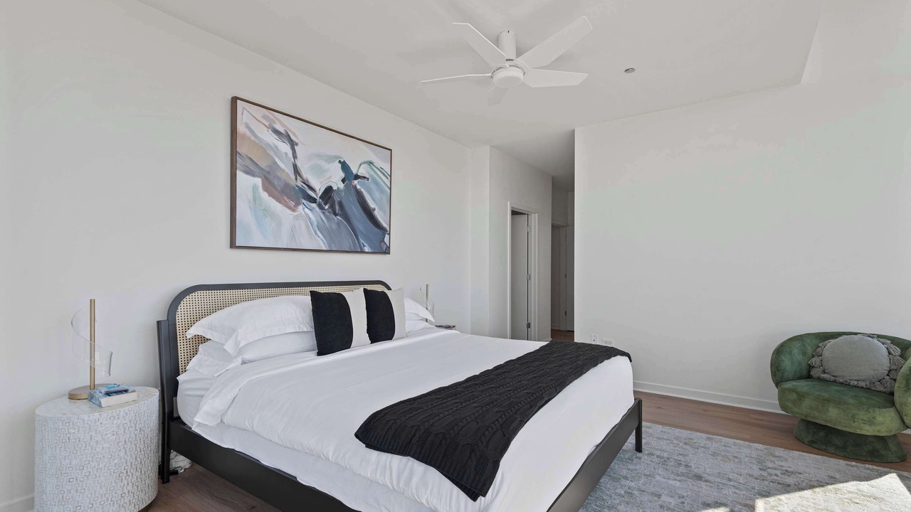 Photo of Bedroom in Downtown Chicago