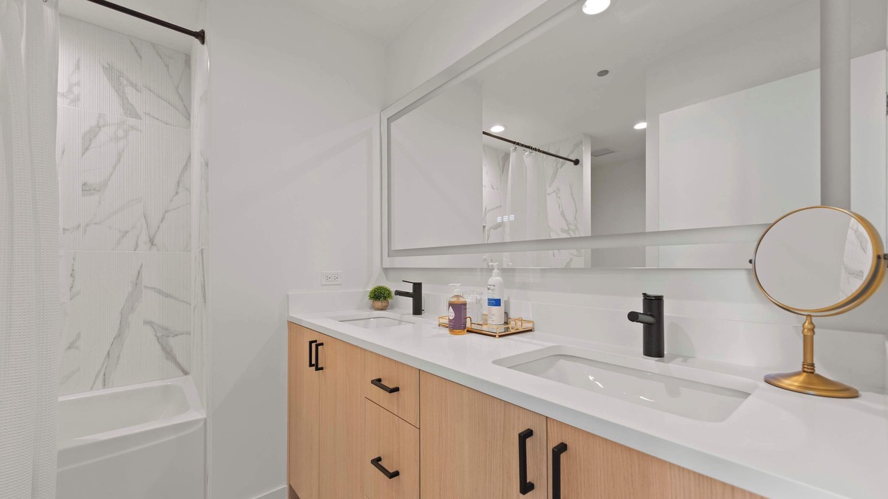 Photo of Bathroom in Downtown Chicago