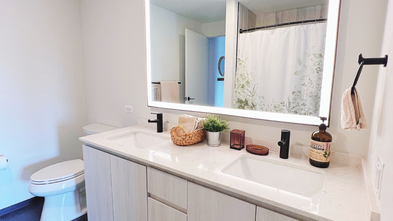 Photo of Bathroom in West Town