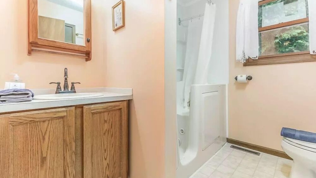 Photo of Bathroom in Ludington
