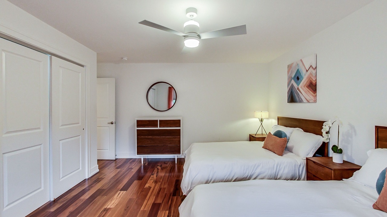 Photo of Bedroom in Evanston