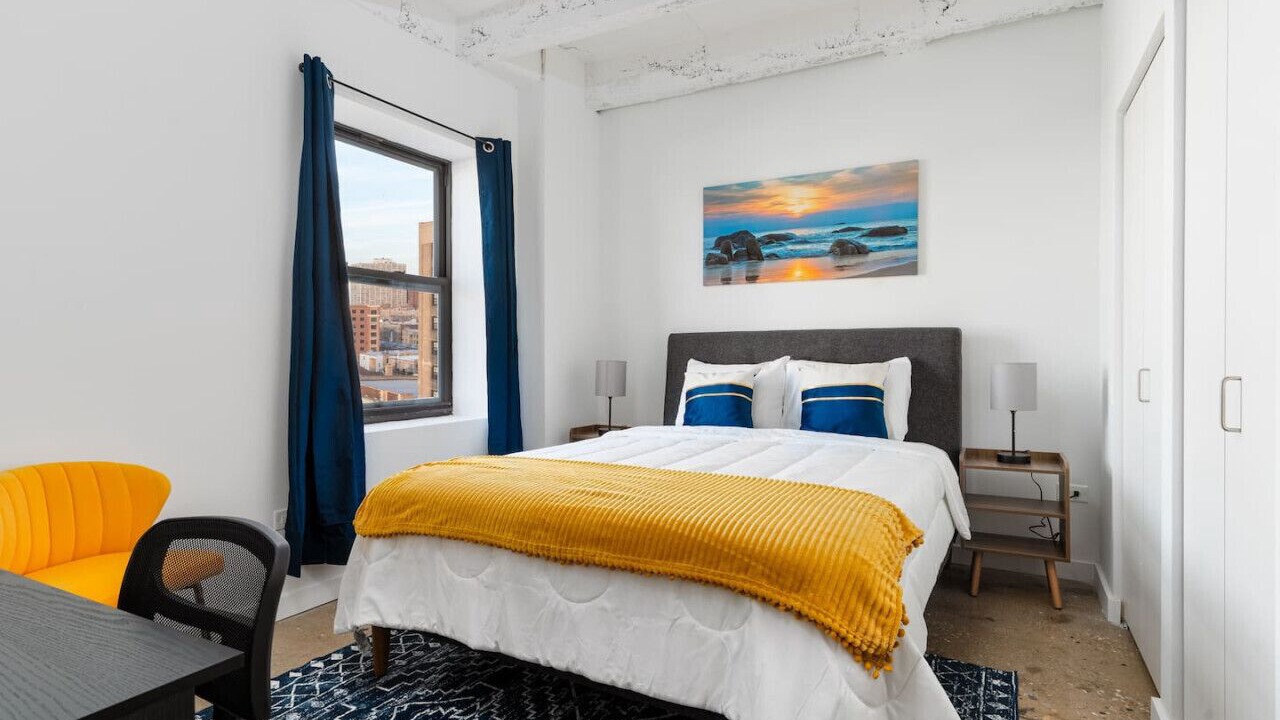 Photo of Bedroom in Uptown