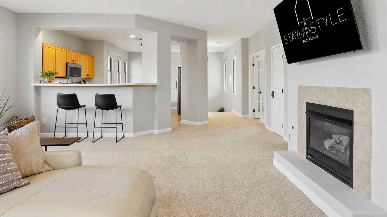 Photo of Livingroom in Kierland