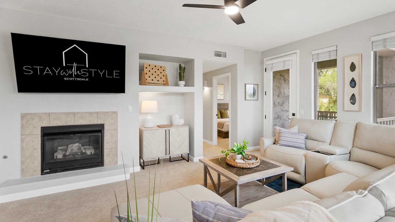 Photo of Livingroom in Kierland