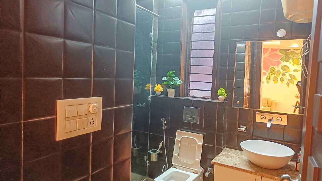 Photo of Bathroom in Shalimar Bagh