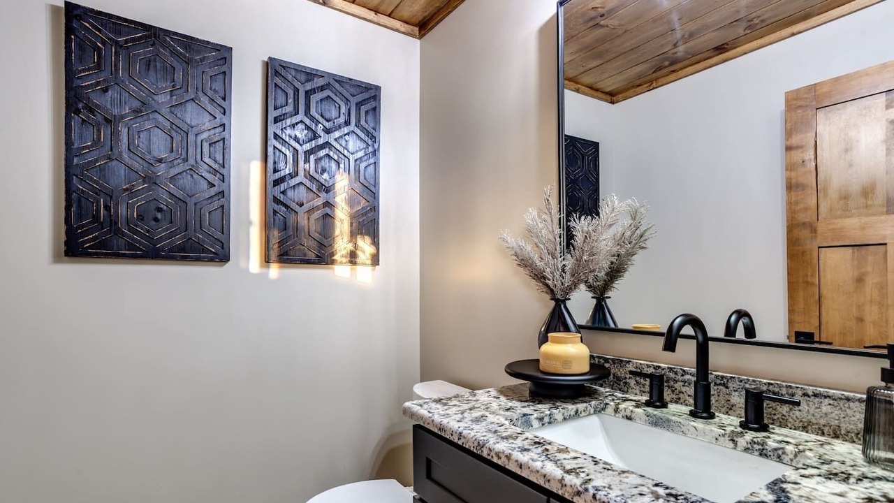 Photo of Bathroom in Chalet Village North