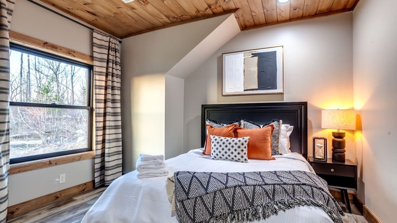 Photo of Bedroom in Chalet Village North