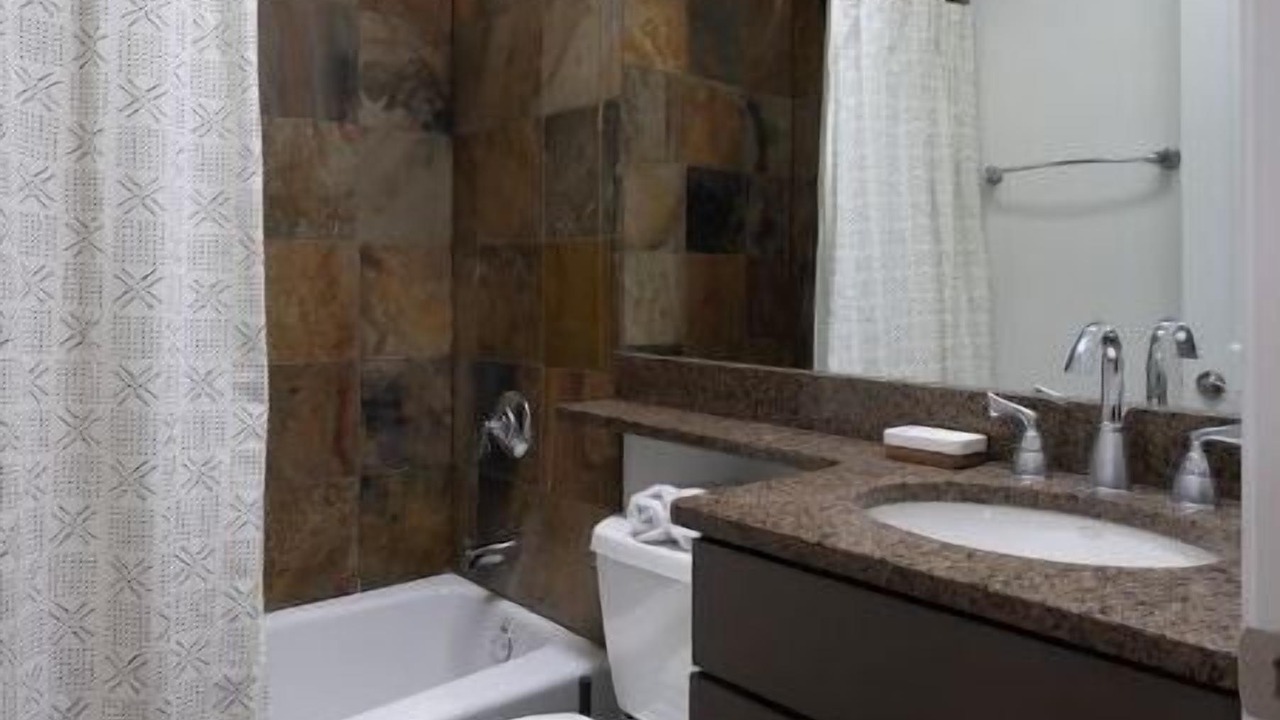 Photo of Bathroom in River West