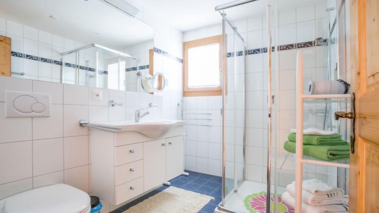 Photo of Bathroom in Riom-Parsonz