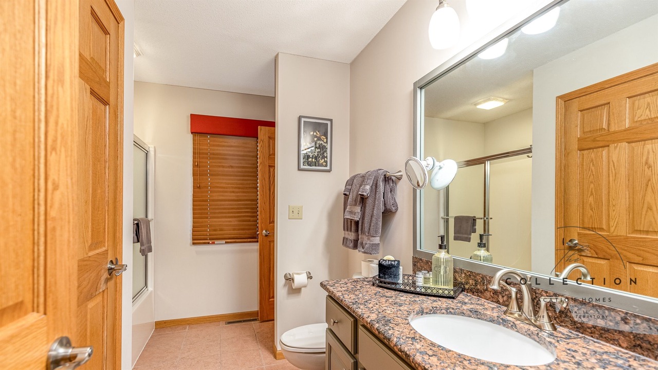 Photo of Bathroom in The Galena Territory