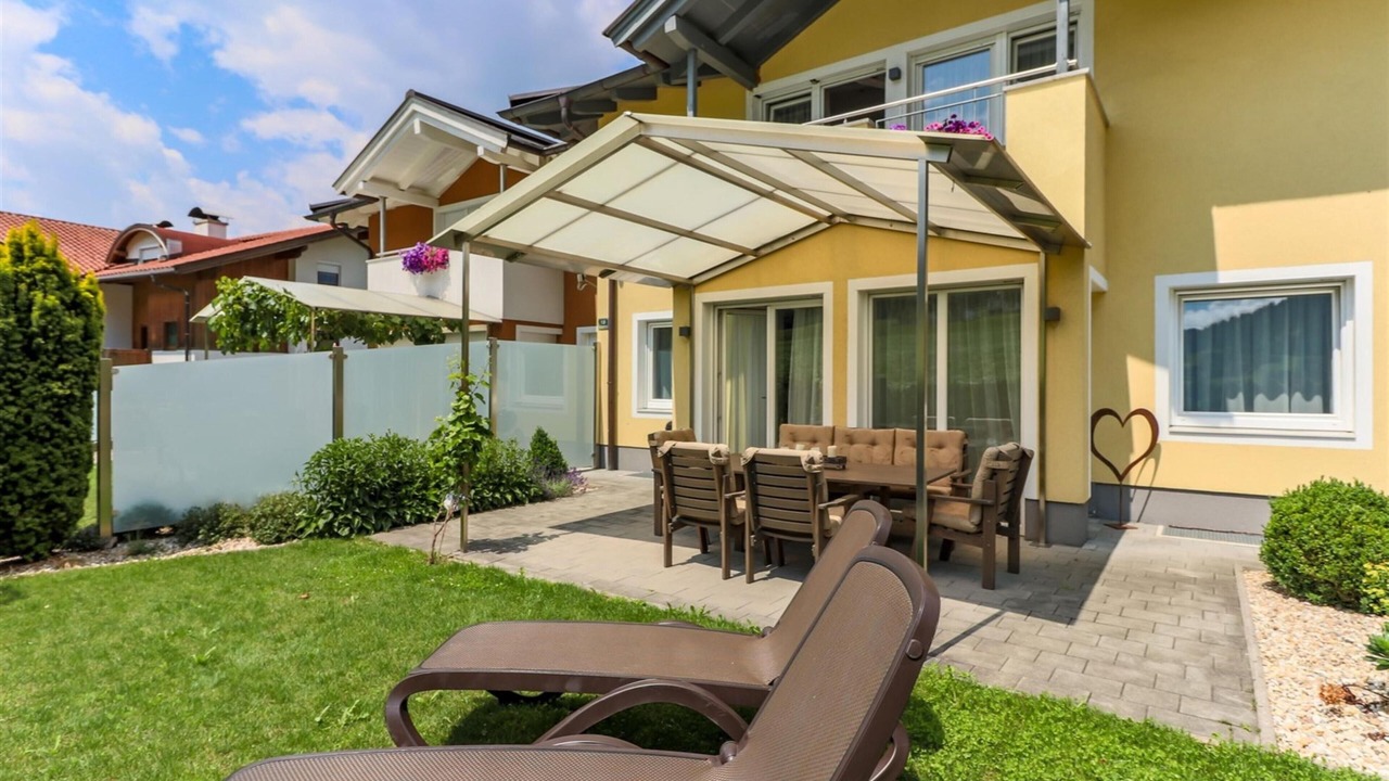 Photo of Patio Balcony in Itter