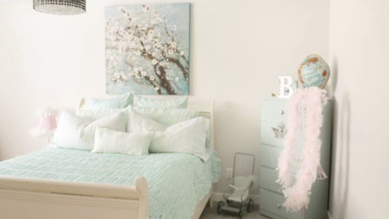 Photo of Bedroom in Brackendale