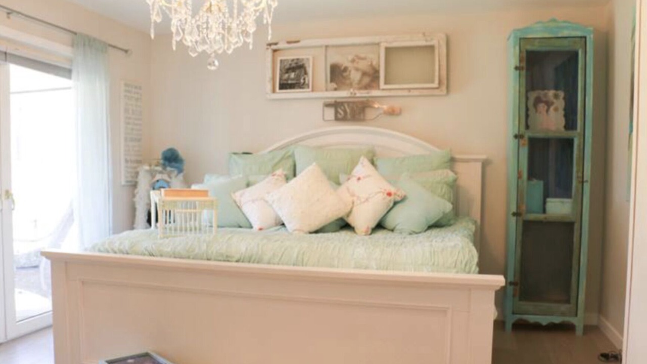 Photo of Bedroom in Brackendale