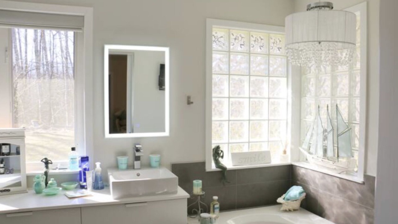 Photo of Bathroom in Brackendale