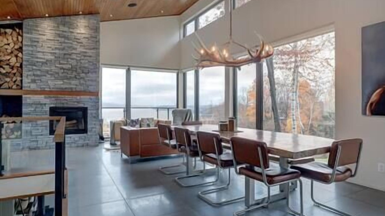 Photo of Bedroom in Owl's Head Ski Resort