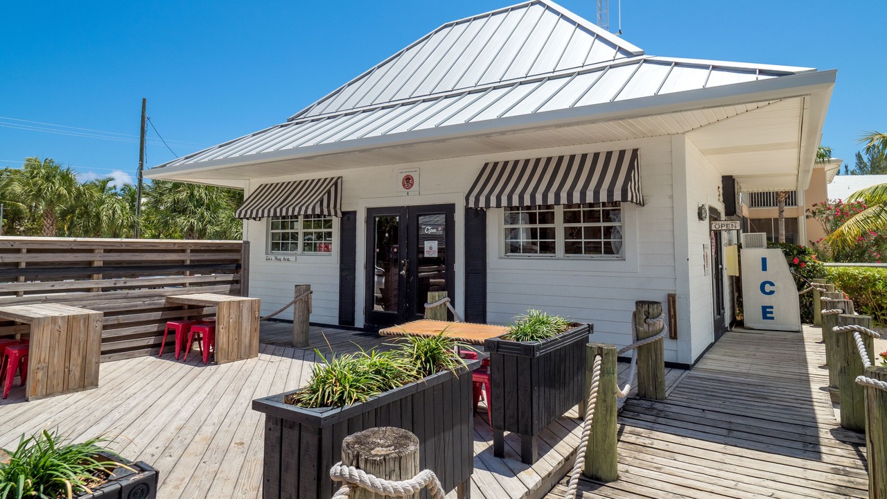 Photo of Outdoor in Rum Point