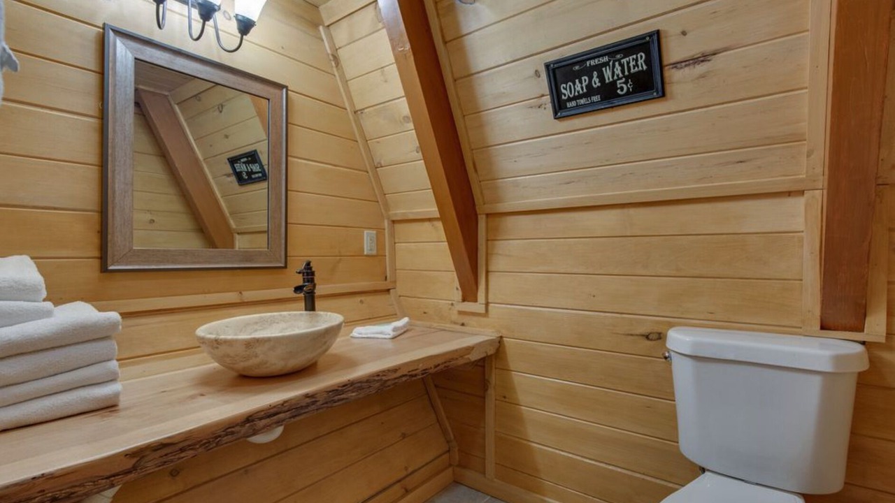 Photo of Bathroom in Chalet Village