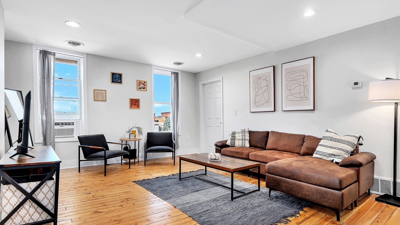 Photo of Livingroom in Troy
