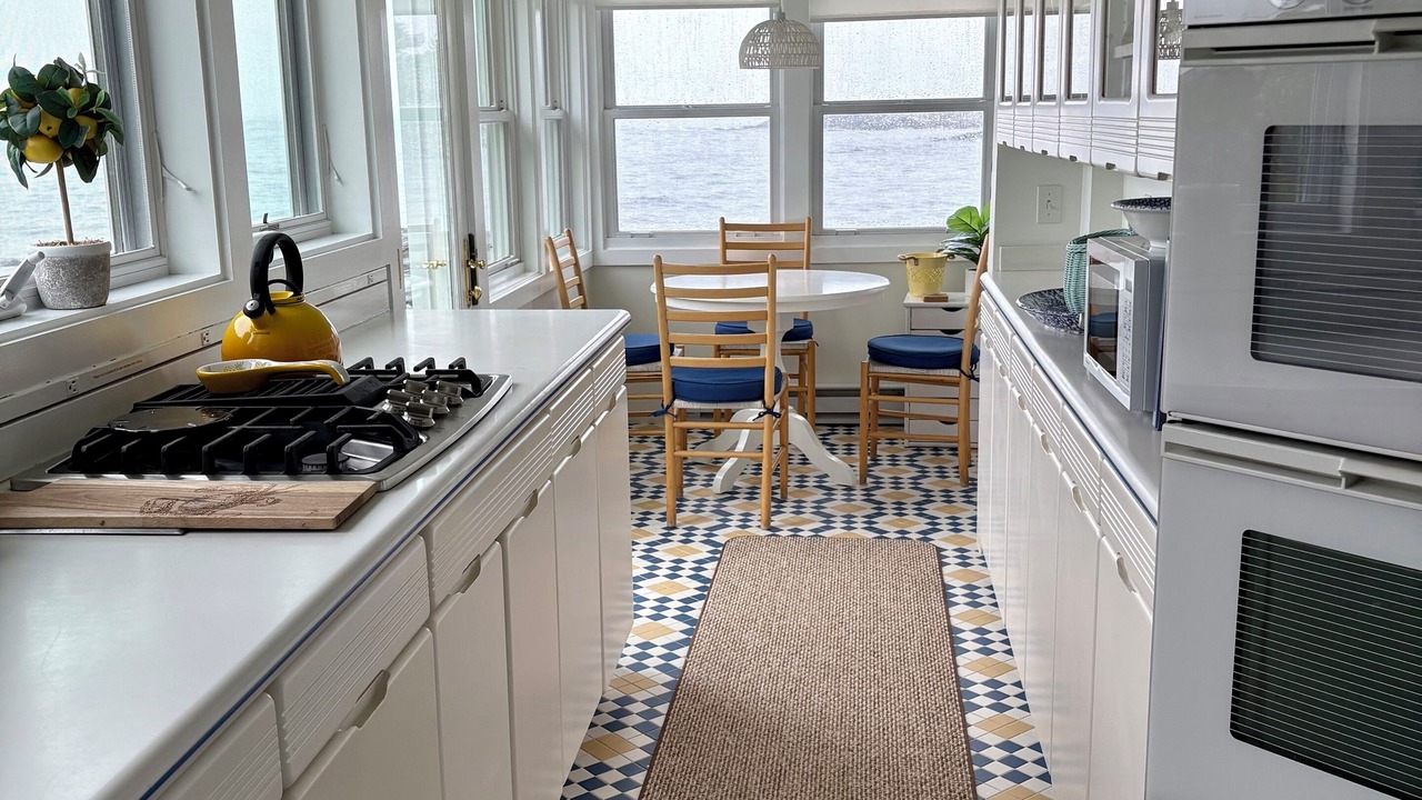Photo of Kitchen in Peaks Island