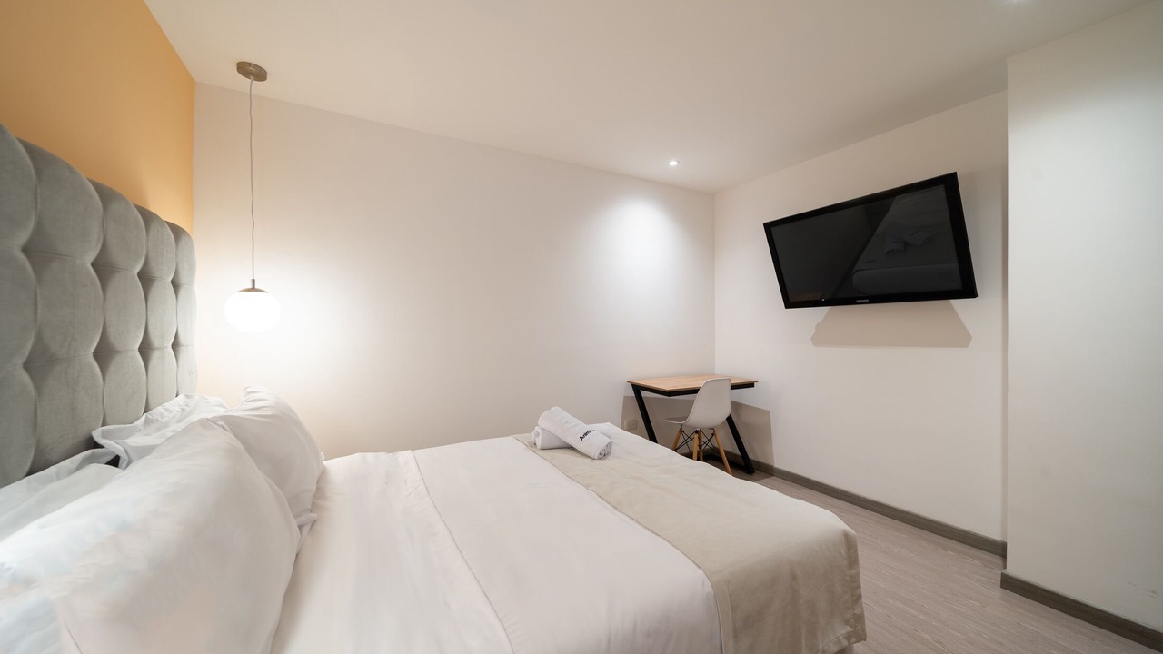 Photo of Bedroom in Financial District