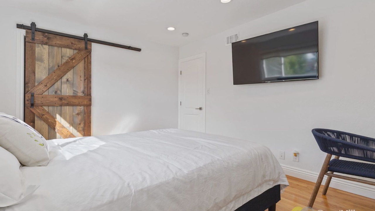 Photo of Bedroom in Foster City