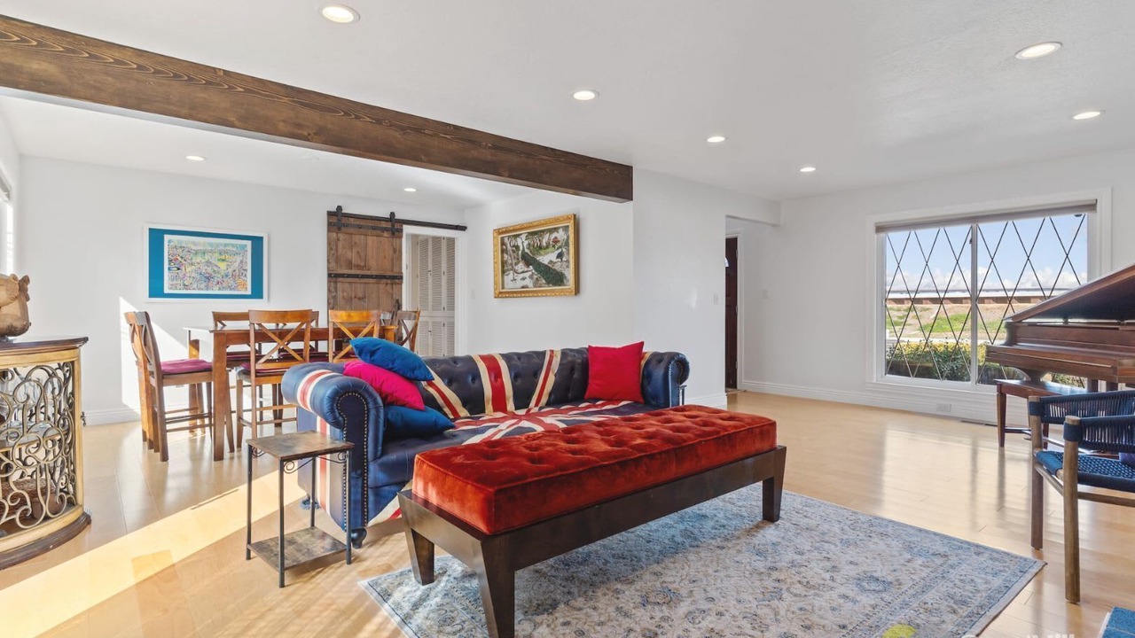 Photo of Livingroom in Foster City
