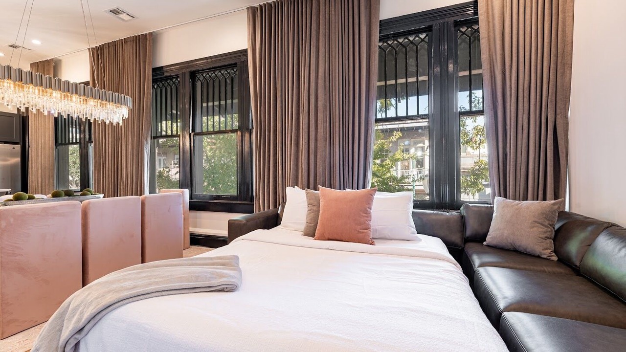 Photo of Bedroom in Arts/Warehouse District