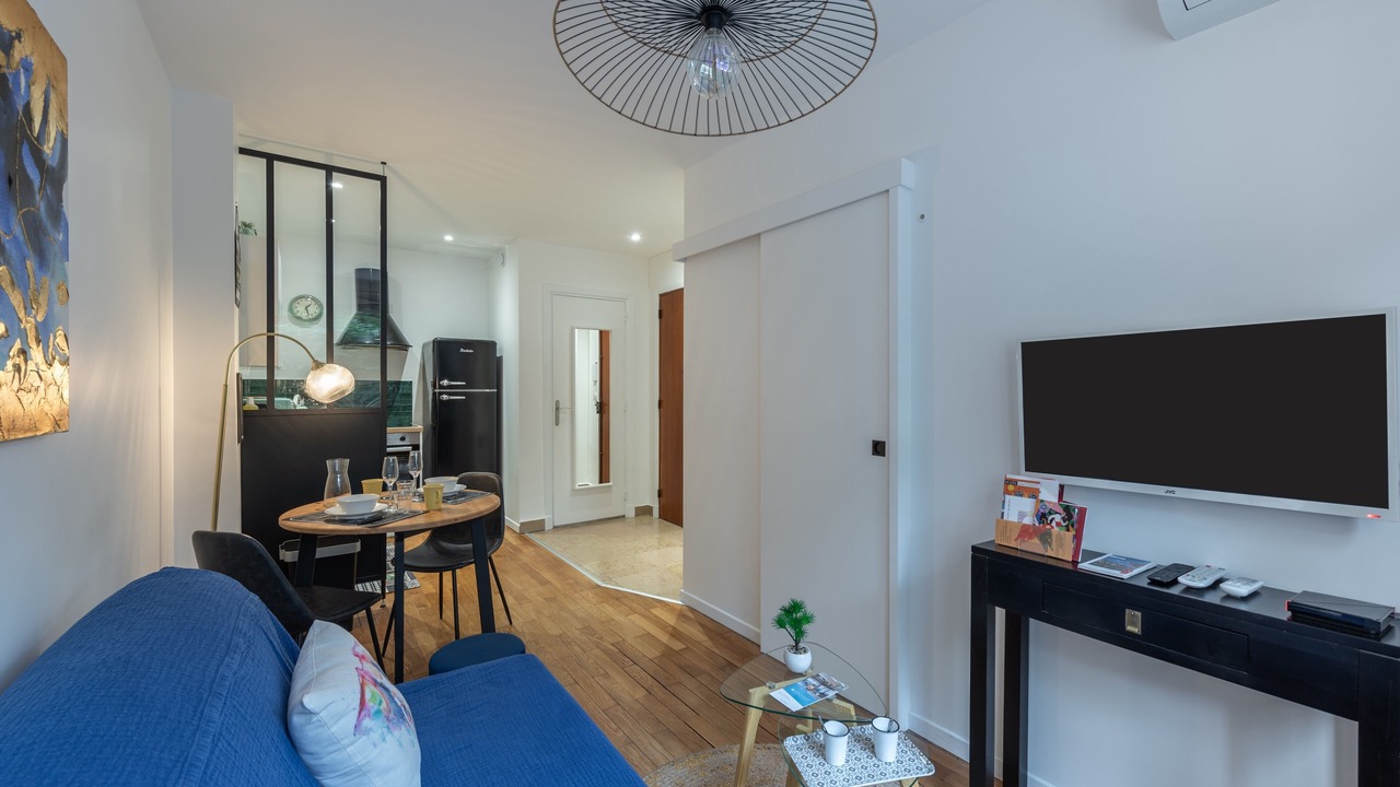 Photo of Livingroom in 6th Arrondissement