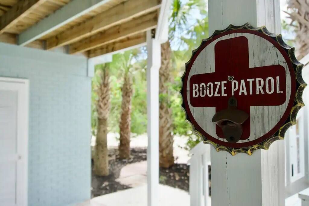 Photo of Outdoor in Long Bay Estates