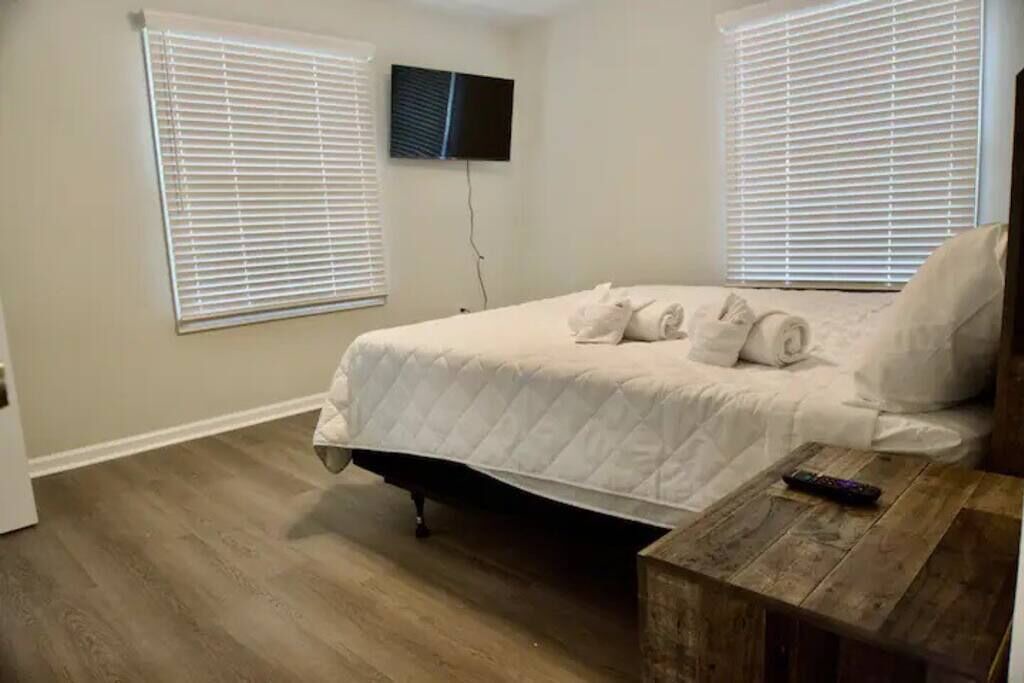 Photo of Bedroom in Long Bay Estates