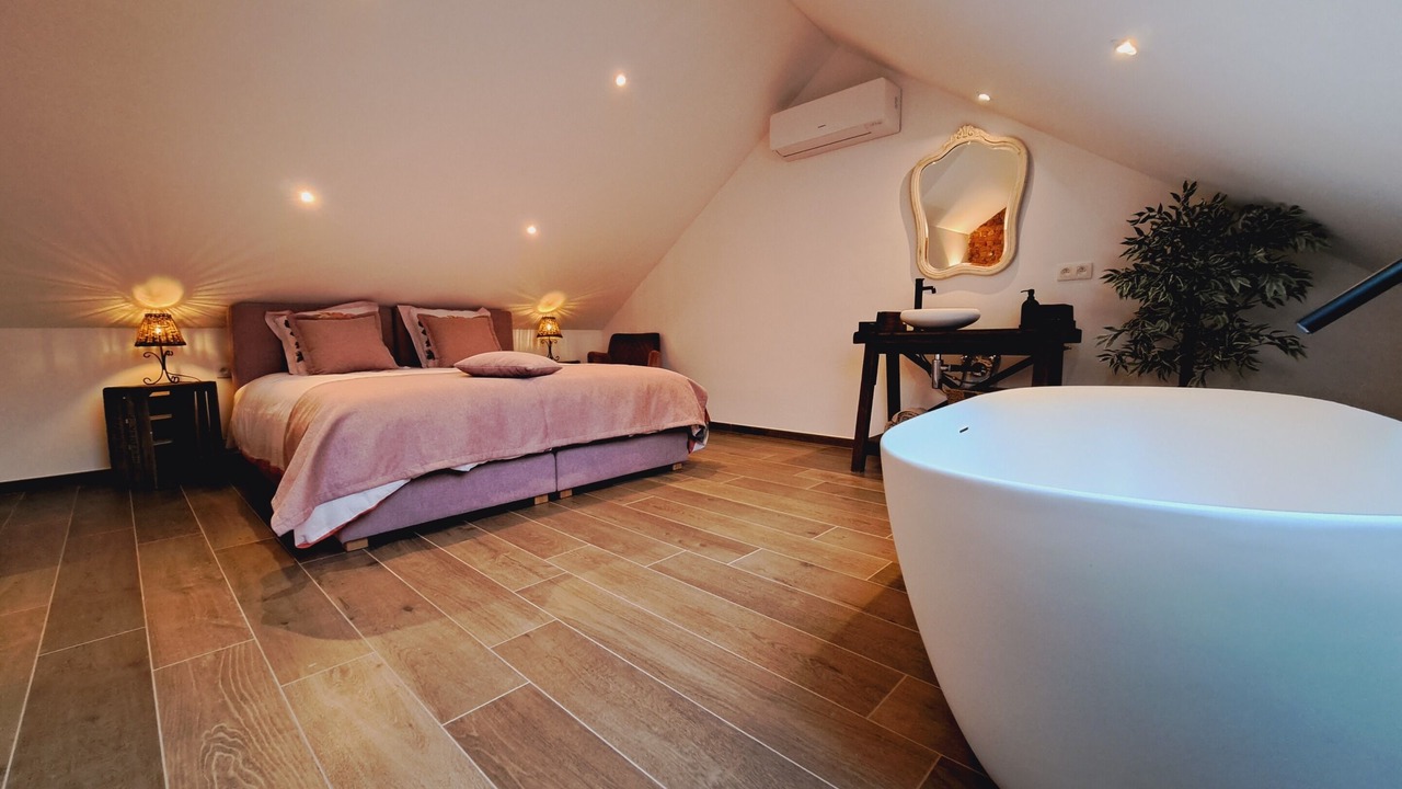 Photo of Bedroom in La Roche-en-Ardenne