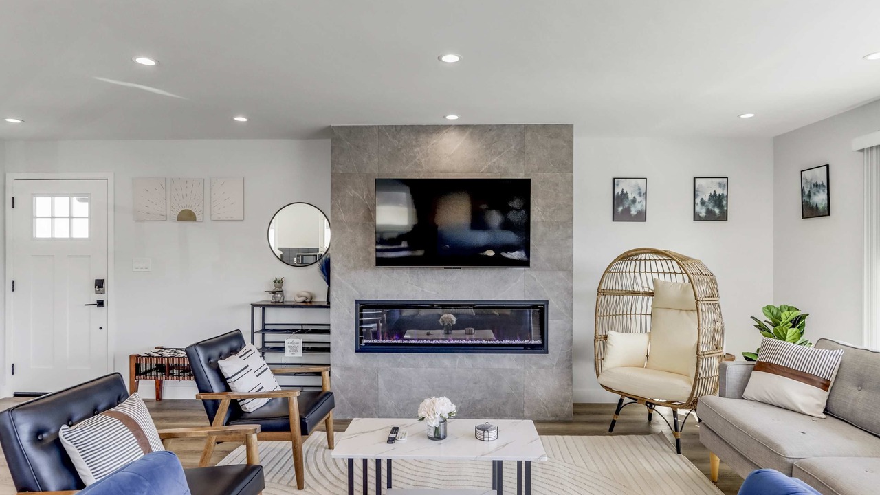Photo of Livingroom in Pacifica