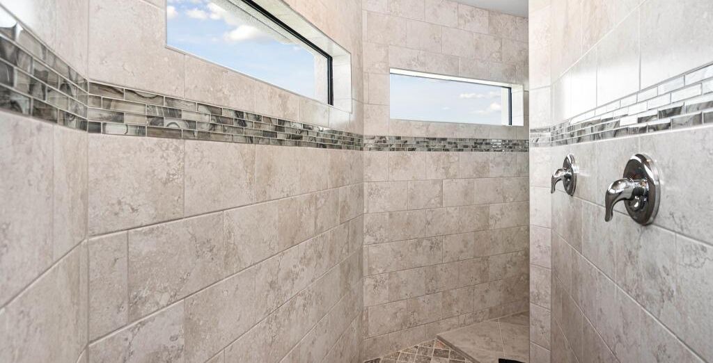 Photo of Bathroom in Mariner