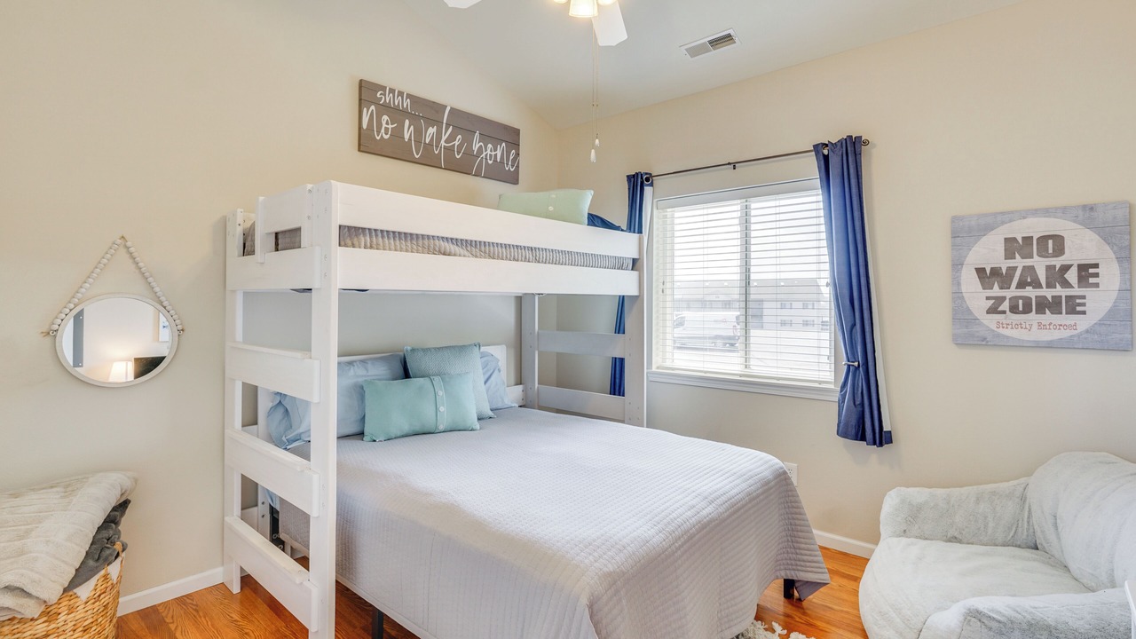 Photo of Bedroom in Camdenton